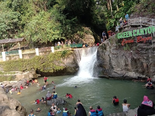 Tempat Wisata Green Canyon Karawang Di Kabupaten Karawang Jawa Barat