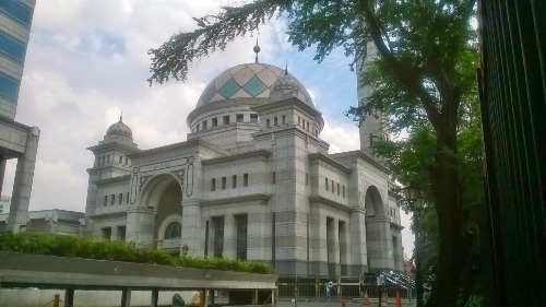 Tempat Wisata Masjid Baitul Ihsan Di Kota Adm Jakarta Pusat Dki Jakarta